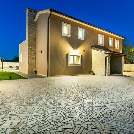 Villa Medaki Вилла
