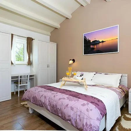 Villa Medaki *